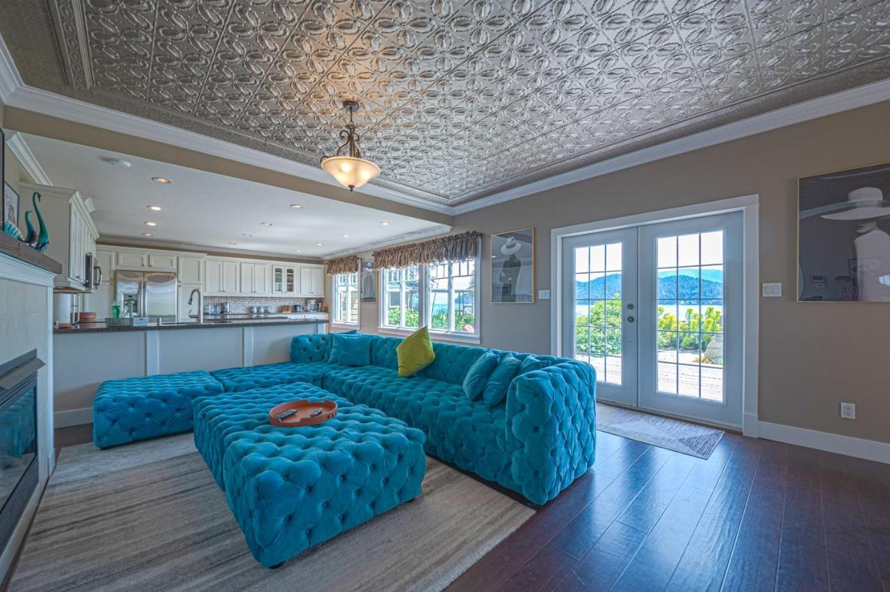 Iconic 3-Story Waterfront 'Marina House' W/ View Villa Gibsons Bagian luar foto
