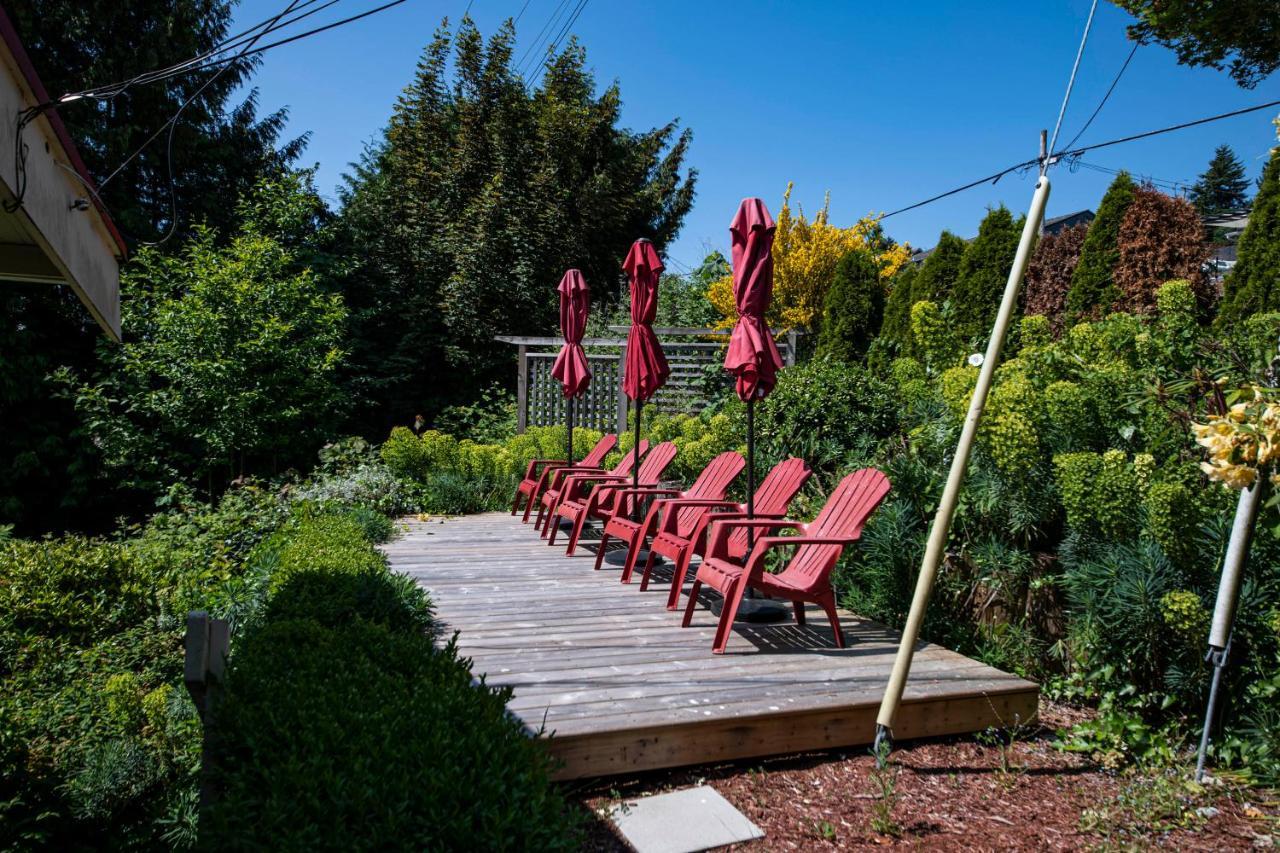 Iconic 3-Story Waterfront 'Marina House' W/ View Villa Gibsons Bagian luar foto